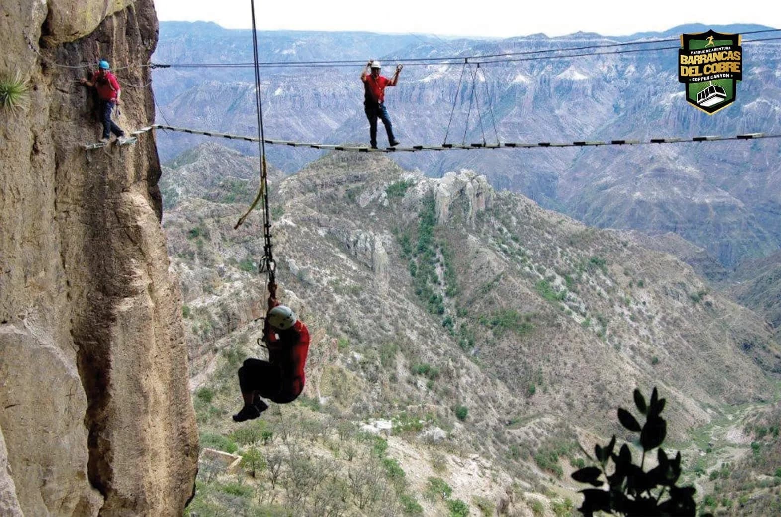 Teleférico & Zipline Parque de Aventuras